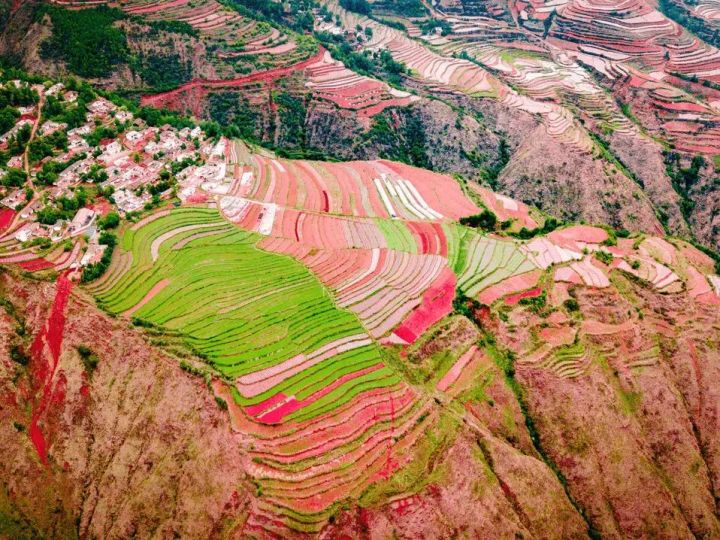 這條云南最美公路，適合自駕，現(xiàn)在還免費(fèi)--怒江最美公路